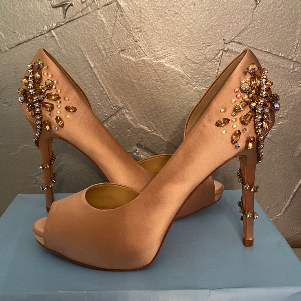 Antonio Melani Satin Peep Toe Rhinestone Pumps Size 8.5 NWT